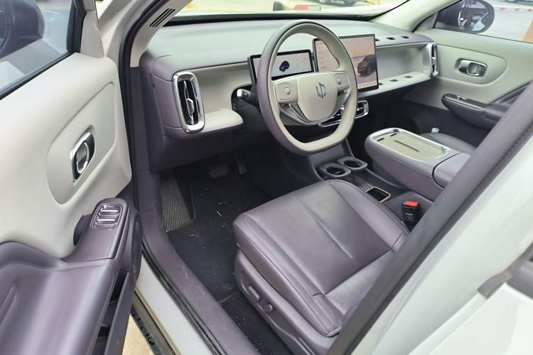 Used Leapmotor B10 2025 510 Joyful Edition
