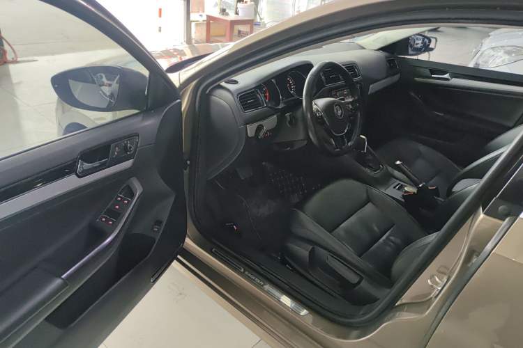 Used Volkswagen Sagitar 2017 1.6L Automatic Comfort Model