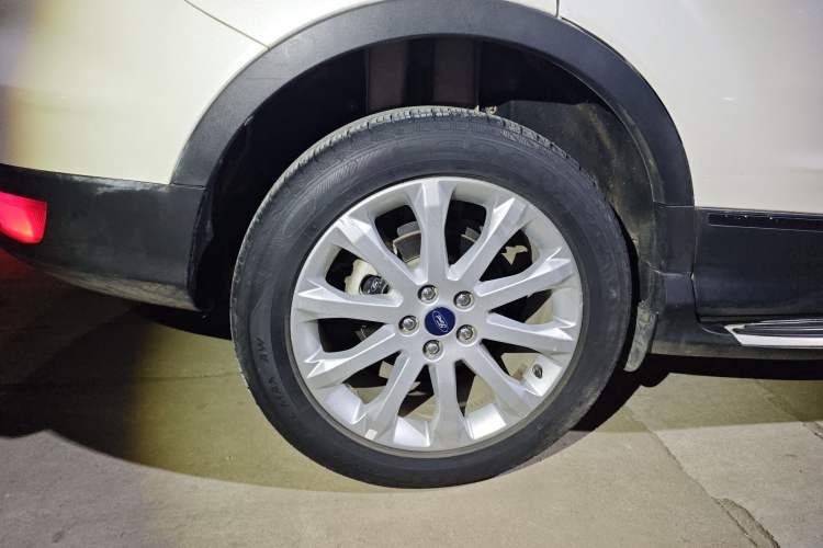 Used Ford Kuga 2015 1.5L GTDi Two-Wheel Drive Fashion Edition