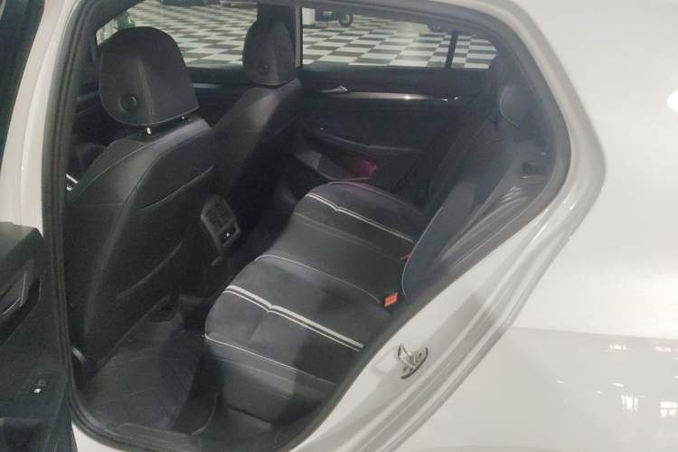 Used Volkswagen Golf 2021 280TSI DSG R-Line
