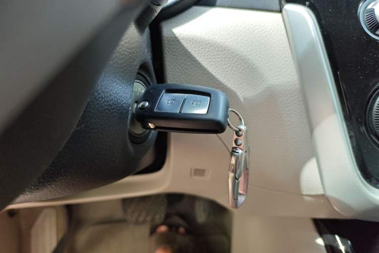 Used Nissan Tiida 2016 1.6L CVT Cool Dynamic Edition
