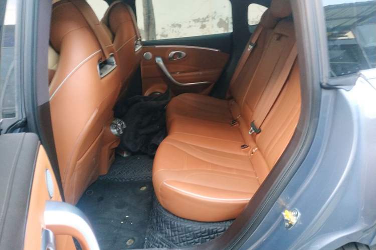 Used ORA Lightning Cat 2022 555 km Luxury Edition