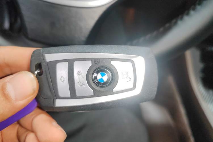 Used BMW 5 Series 2014 525Li Luxury Design Package