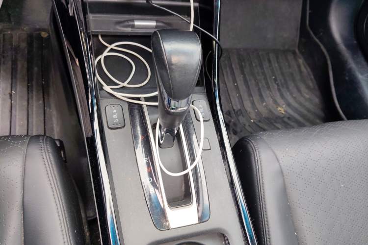 Used Honda Jade 2017 210 TURBO CVT Luxury Edition 5 Seats
