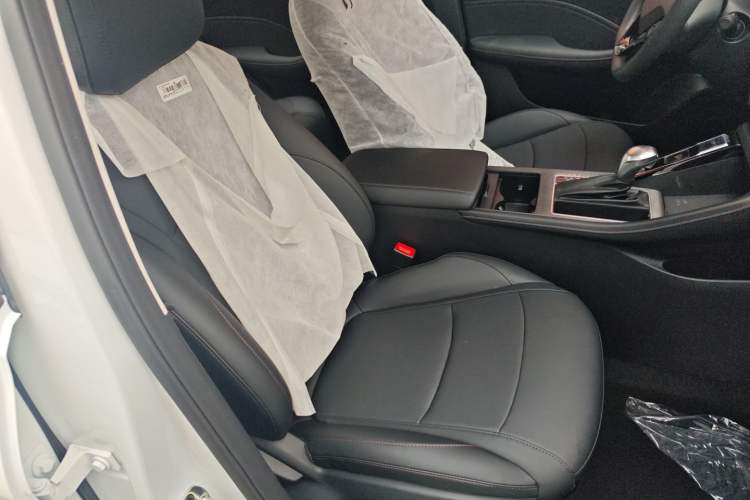 Used Roewe i5 2023 1.5L CVT Luxury Edition
