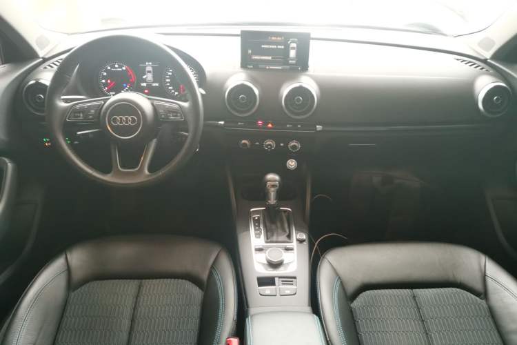 Used Audi A3 2020 Sportback 35 TFSI Fashion Edition China VI Emission Standard
