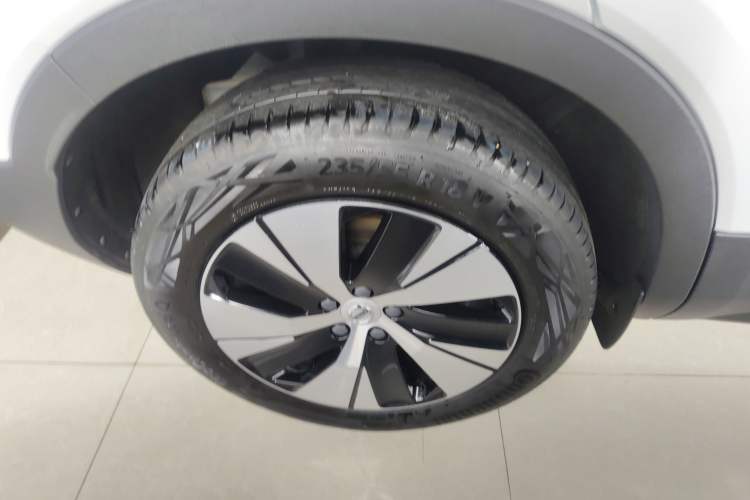 Used Volvo XC40 2023 B3 Zhiyuan Luxury Edition
