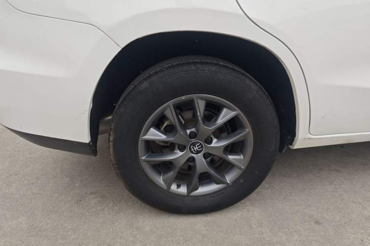 Used BYD Song 2020 Classic Edition 1.5T Manual Luxury Model