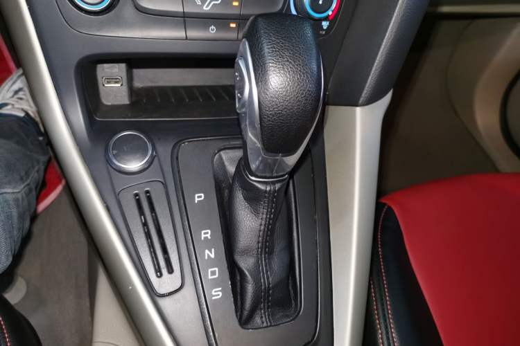 Used Ford Focus 2017 Sedan 1.6L Automatic Comfort Plus SmartDrive Edition
