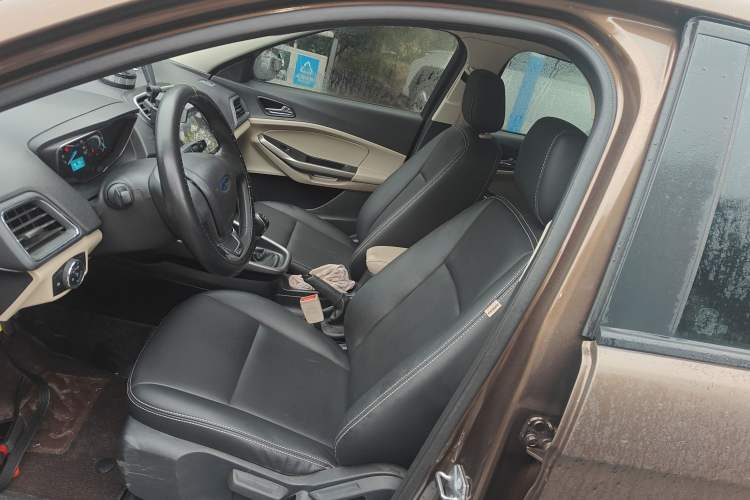 Used Ford Escort 2017 Revised Version 1.5L Manual Comfort Edition
