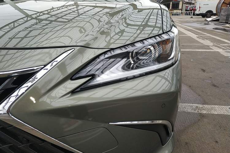 Used Lexus ES 2022 200 Excellence Edition
