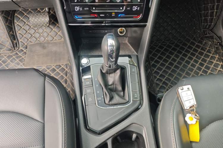 Used Volkswagen Tharu 2021 280TSI Two-Wheel-Drive Luxury Plus Edition
