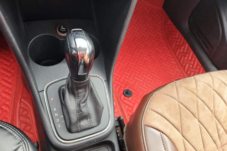 Used Volkswagen Polo 2014 1.6L Automatic Comfort Edition