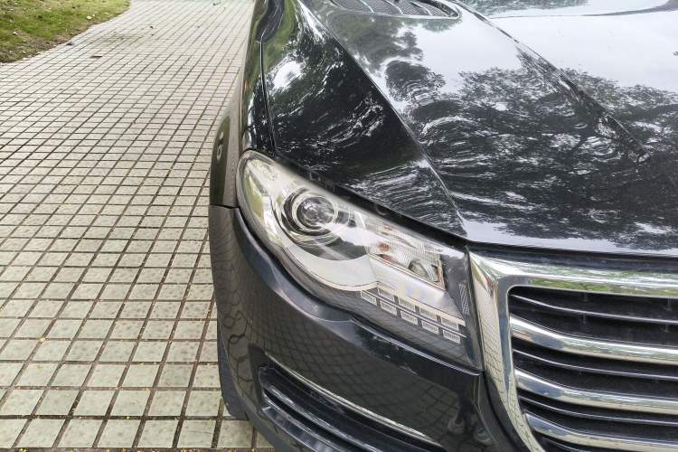 Used Haval H8 2015 2.0T two-wheel drive Comfort trim level
