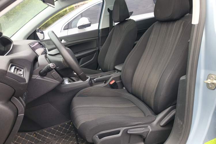 Used Peugeot 308S 2015 1.2T Automatic Jingchi Edition
