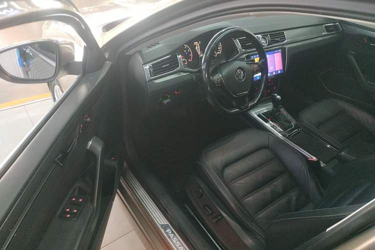 Used Volkswagen Passat 2016 280TSI DSG Prestige Edition
