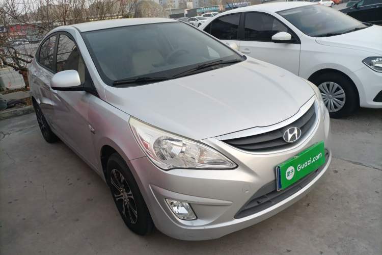 Used Hyundai Verna 2010 Sedan 1.4L Manual Comfort GS
