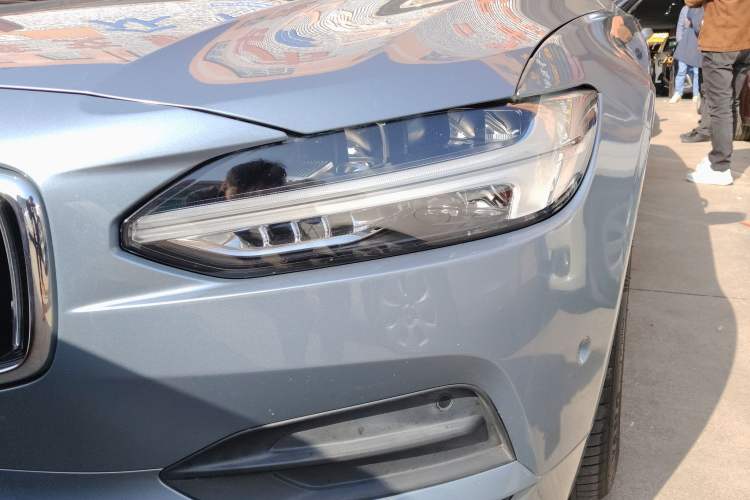 Used Volvo S90 2018 T4 Zhiyuan Edition
