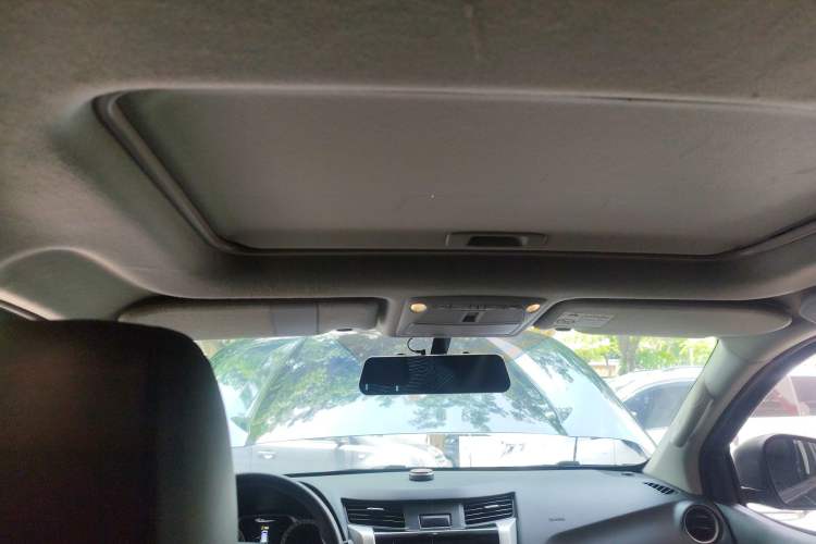 Used Nissan Terra 2020 2.5L XL Upper Automatic Two-Wheel Drive Luxury Edition
