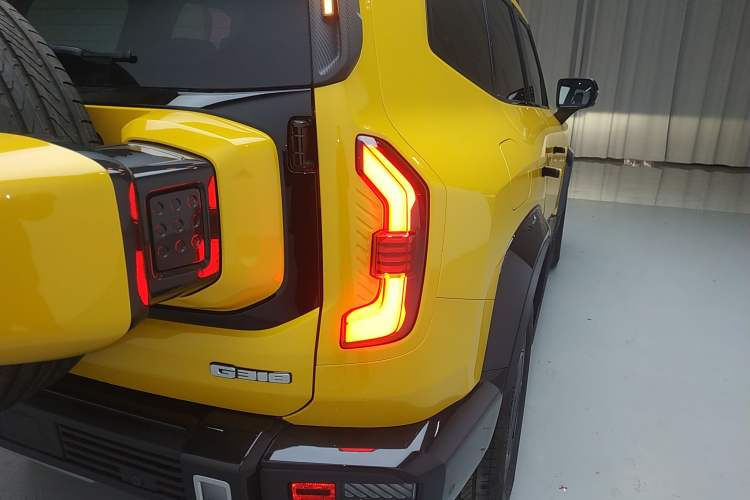 Used  G318 2025 Worry-Free Adventure Edition Four-Wheel Drive Secret Realm Version