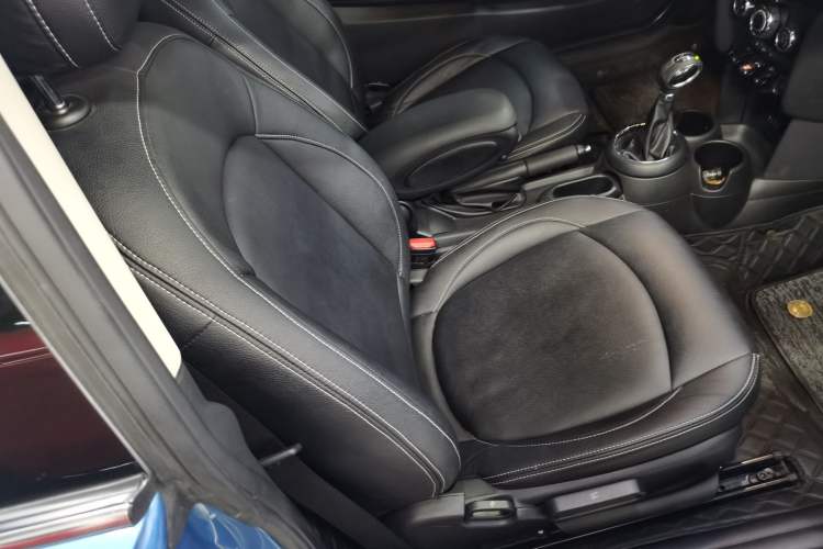 Used  MINI 2016 1.2T ONE Pioneer Edition
