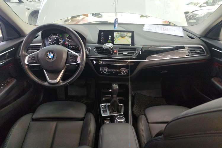 Used BMW 1 Series 2018 118i Design Package Edition
