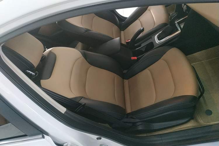 Used Chevrolet Monza 2022 320 Automatic Enjoyment Sunroof Version
