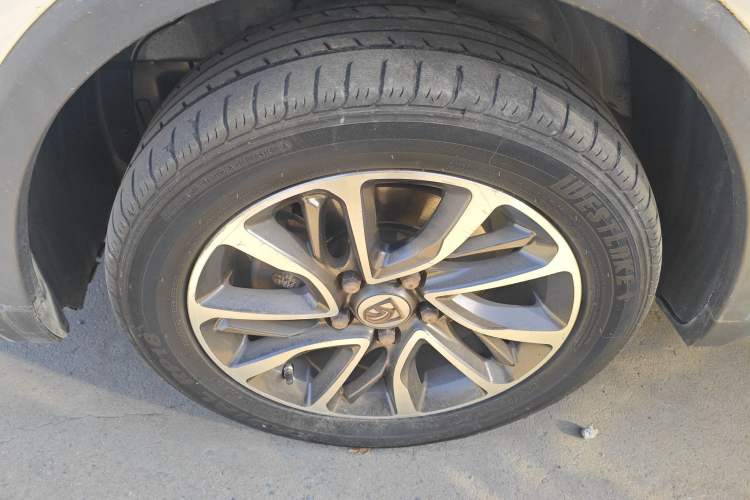 Used Baojun 730 2017 1.8L iAMT Prestige Version 7 Seats
