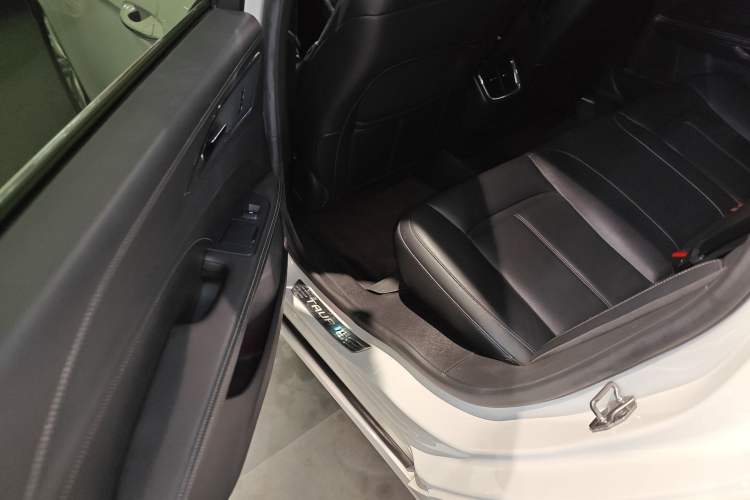 Used Ford Taurus 2017 EcoBoost 245 Fashion Edition
