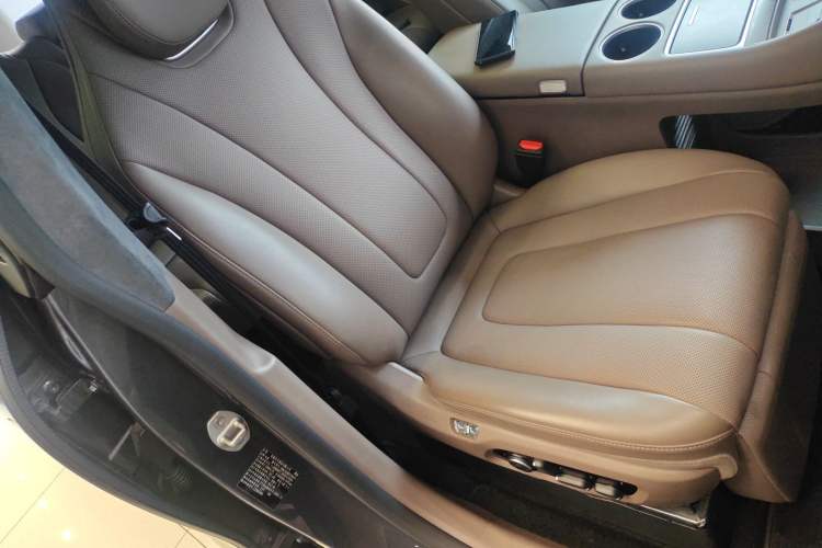 Used Hima Luxeed R7 2025 Range-Extended Version 251 km Max
