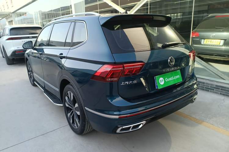 Used Volkswagen Tiguan L 2023 330TSI Automatic Two-Wheel Drive R-Line Enjoyment Edition
