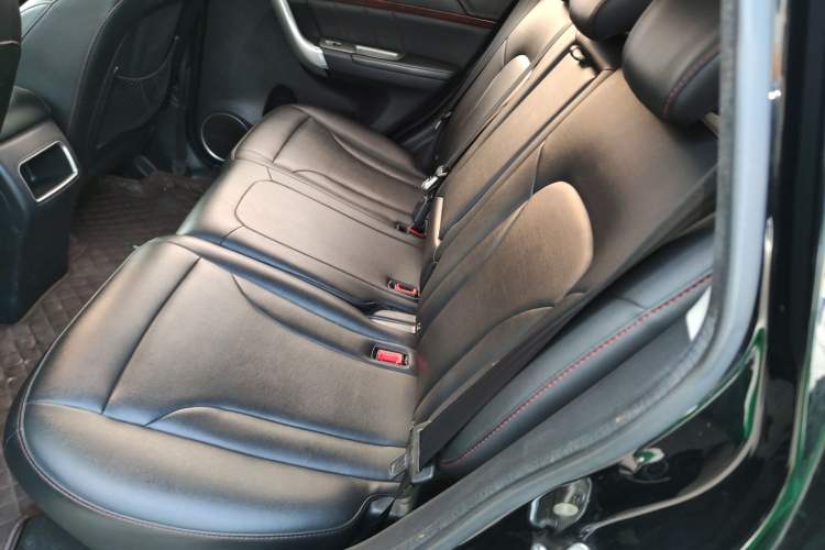 Used Haval H6 2017 Red-Label Sport Edition 1.5T Manual Two-Wheel Drive Elite Model
