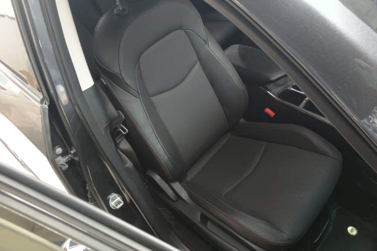 Used Chevrolet Orlando 2020 Light Hybrid Redline 530T Automatic Enjoyment Edition (5+2 Models)
