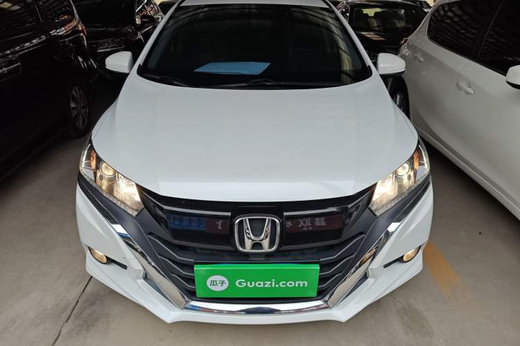 Used Honda Gienia 2017 1.5L CVT Fashion Edition
