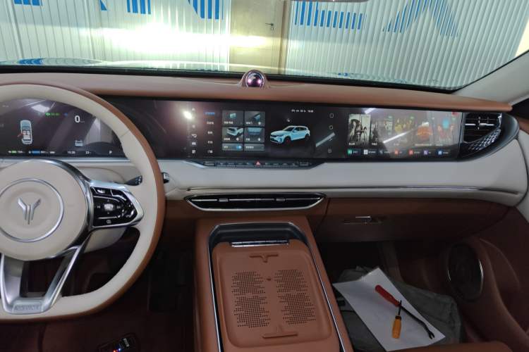 Used VOYAH FREE 2024 Ultra-Long Range Intelligent Driving Version
