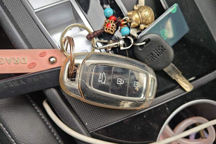 Used Hyundai Elantra 2022 1.5L CVT LUX Prestige Edition