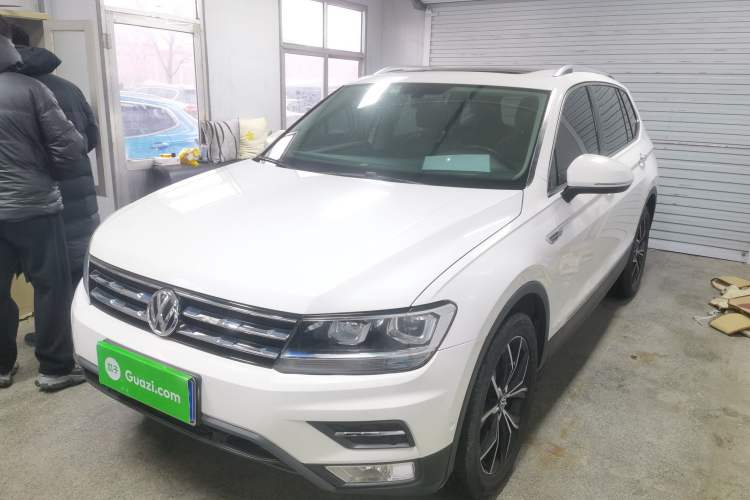Used Volkswagen Tiguan L 2019 330TSI Automatic Two-Wheel Drive Smart Luxury Version China VI Standard