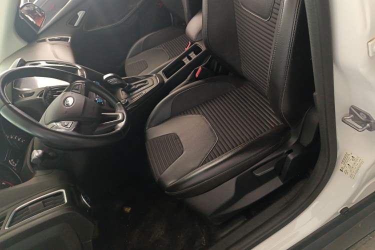 Used Ford Focus 2018 Hatchback Classic 1.6L Automatic Trendy SmartDrive Edition