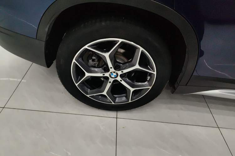 Used BMW X1 2018 sDrive18Li Luxury Model