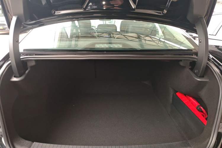 Used Volkswagen Passat 2023 Facelift 330TSI Luxury Edition