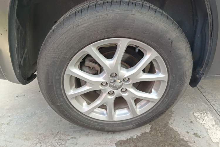 Used  Cherokee 2017 2.0L Superior Edition