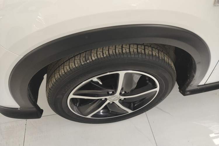 Used Honda Vezel 2020 1.5L CVT Pioneer Edition
