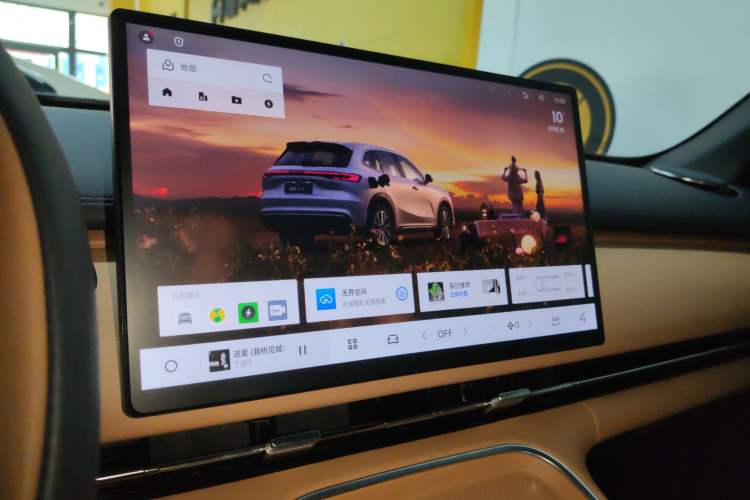 Used  Galaxy Xingjian 7 EM-i 2025 120km Launch+ Version
