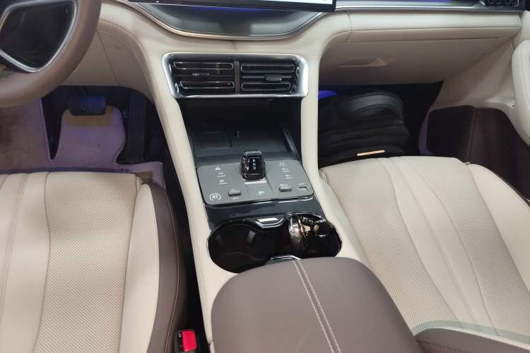 Used BYD Song PLUS New Energy 2025 DM-i Smart Drive 112KM Prestige Model
