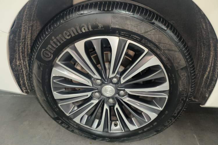 Used Buick GL8 2021 ES Landtrek 653T Luxury Model