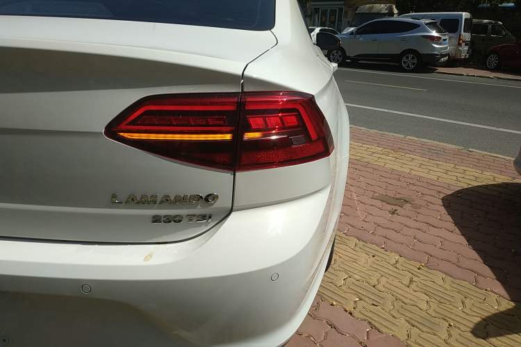 Used Volkswagen Lamando 2021 230TSI DSG Fashion Edition