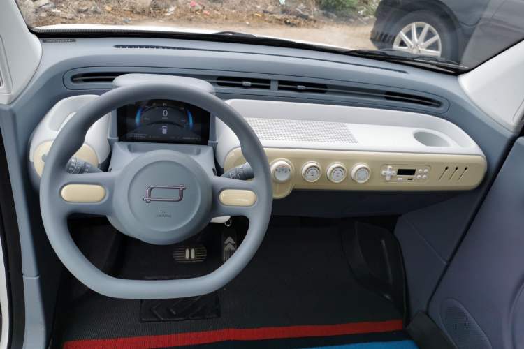 Used Bestune Pony 2025 222km Lightning Horse
