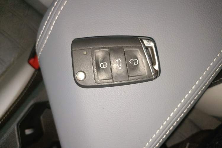 Used Volkswagen Lavida 2023 Revised Version 1.5L Automatic – Full-Option Edition