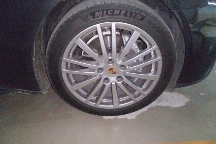 Used Porsche Panamera 2017 Panamera 4 Executive Long Wheelbase 3.0T