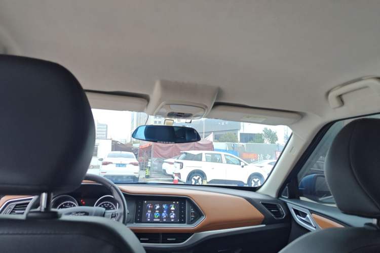 Used Zotye T300 2017 1.5L Manual Luxury Model
